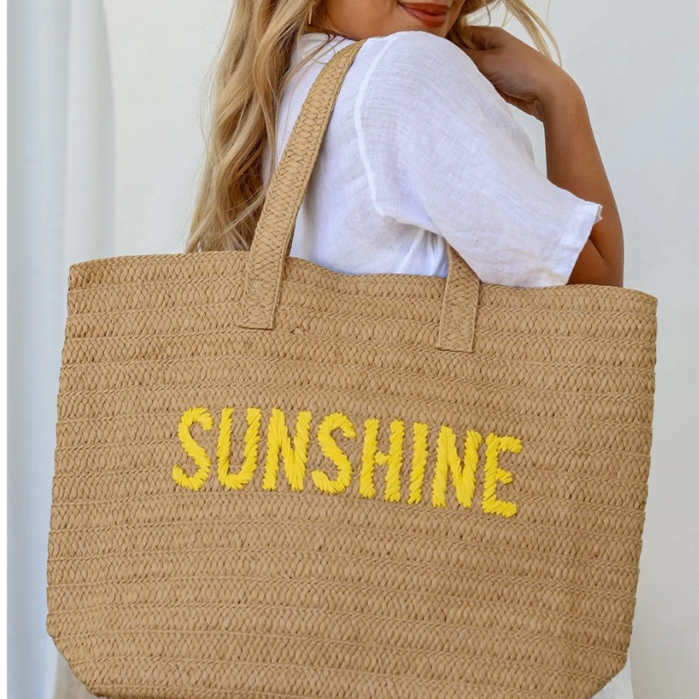Oversized Straw Tote Bag with Sunshine Embroidery - Picture 8 of 8